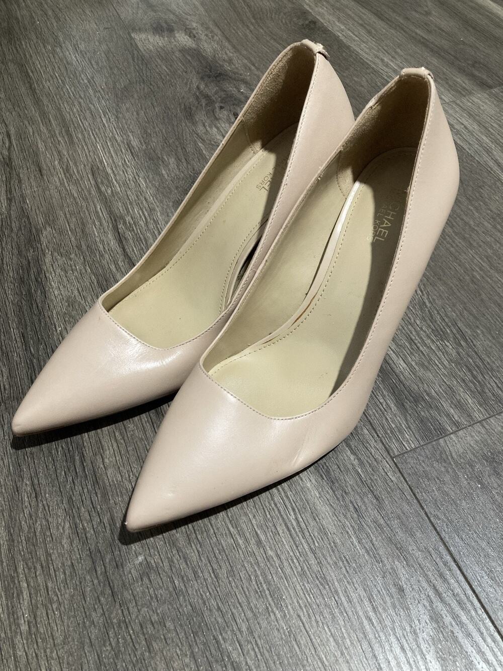 MICHAEL Michael Kors Pump Womens Size 7 Beige Leather Pointed Toe Stiletto